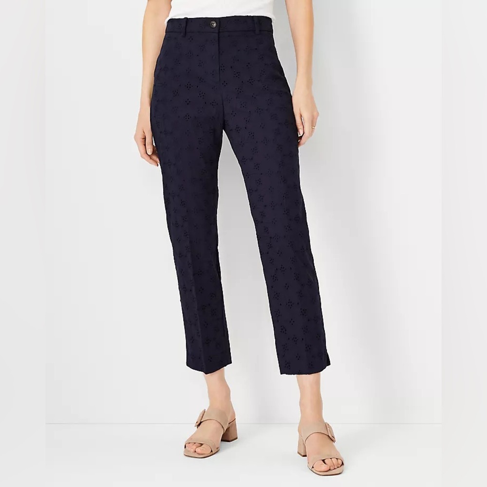 NWT Ann Taylor The Cotton Crop Mid Rise Navy Eyelet Pants size 6T